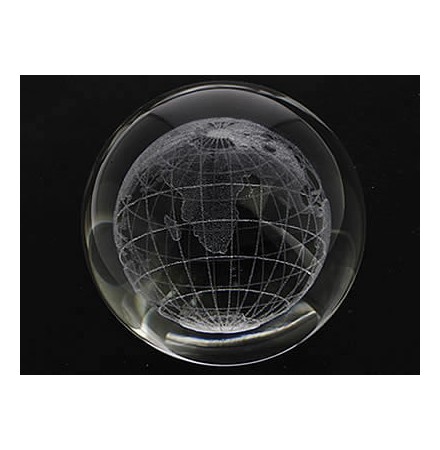 globe terrestre en cristal