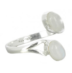 bague cabochon pierre de lune